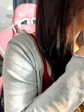 Anna sexyyy online show from December 1, 2025, 2:05 am