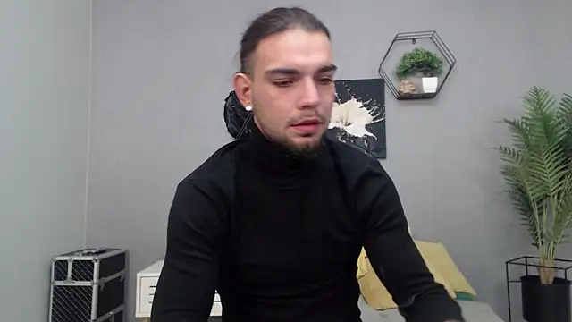 KaneHunter online show from December 3, 2025, 10:08 pm