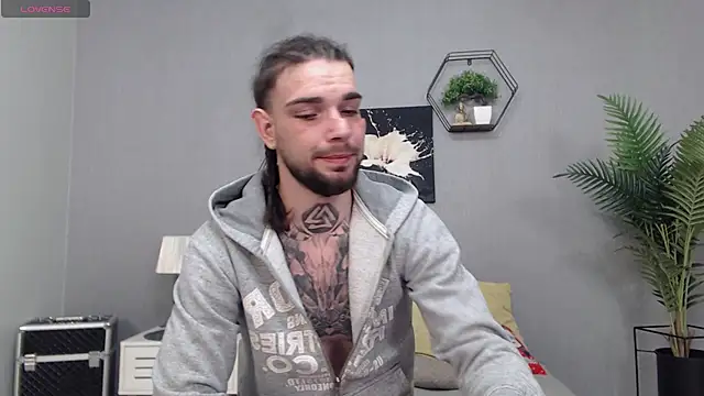 KaneHunter online show from April 20, 2026, 6:09 pm