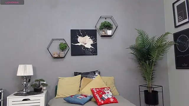 KaneHunter online show from April 21, 2026, 8:12 pm