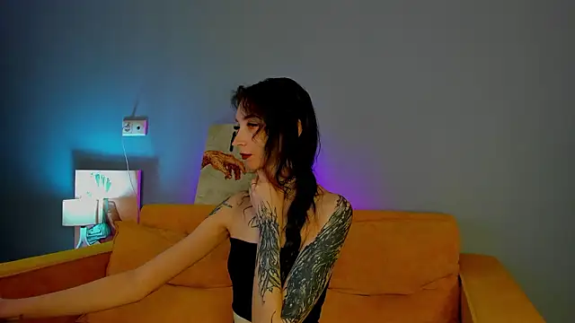 Snapshot of Ellen_Hops chatting on February 27, 2026, 9:42 am Ellen Hops online show from February 27, 2026, 9:42 am