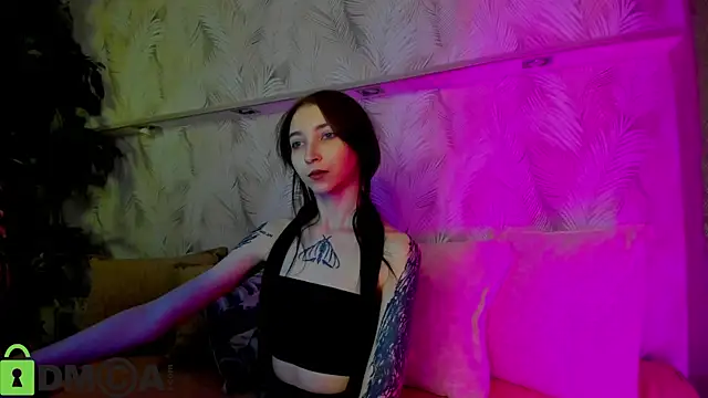 Snapshot of Ellen_Hops chatting on May 9, 2026, 12:49 am Ellen Hops online show from May 9, 2026, 12:49 am