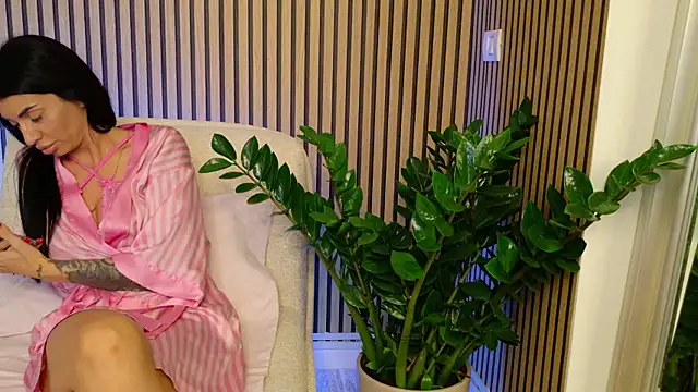  Khalifa  online show from November 27, 2025, 7:43 am