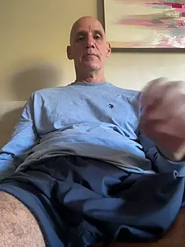 Elosoo online show from February 3, 2026, 9:53 pm