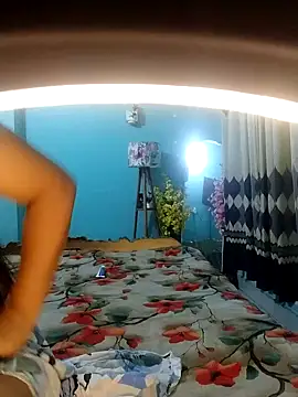 priya2098 online show from August 7, 2026, 5:48 pm