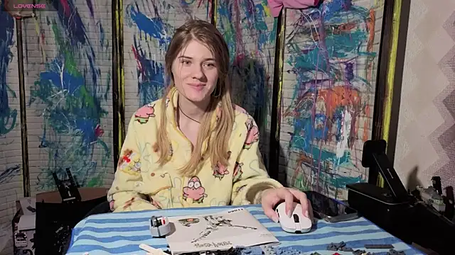 Adell Love online show from June 4, 2026, 4:57 pm