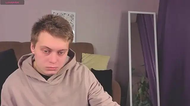 ZheRealKrugi online show from December 14, 2025, 11:26 am