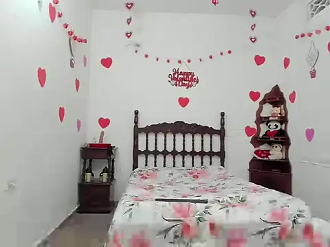 mia joshua online show from February 12, 2026, 1:06 pm