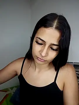 Snapshot of DARKJOLIE7 chatting on April 3, 2026, 7:23 pm DARKJOLIE7 online show from April 3, 2026, 7:23 pm