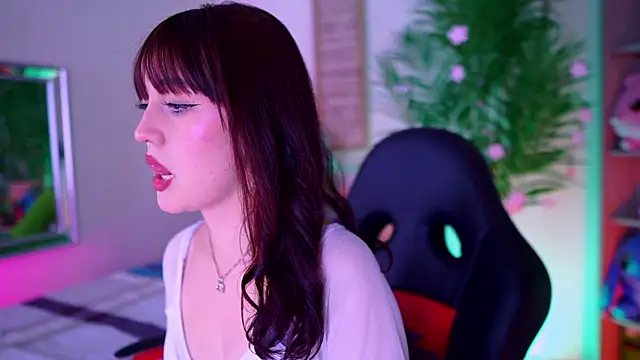 dakotaa 01 online show from December 3, 2025, 4:38 pm