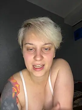 Tattooed slapq online show from November 28, 2025, 10:23 pm