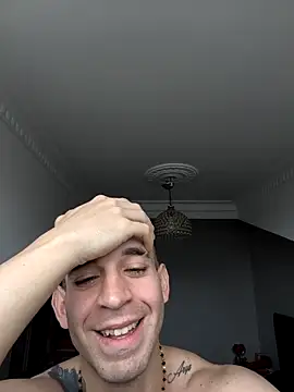 hazarcannn online show from April 8, 2026, 4:45 am