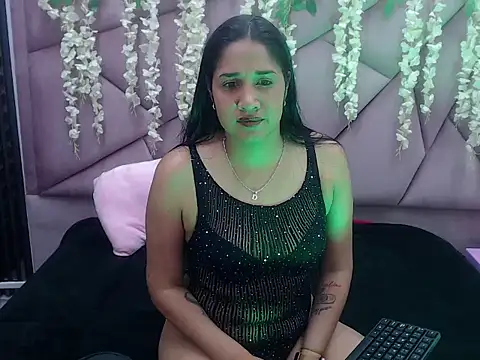 seleneRose69 online show from November 29, 2025, 3:53 am