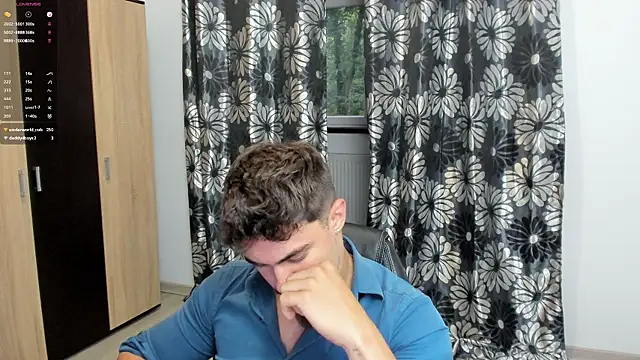 Snapshot of greekgod199 chatting on May 23, 2026, 3:01 am greekgod199 online show from May 23, 2026, 3:01 am