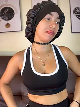 ZoeyFierce online show from February 26, 2026, 12:48 pm