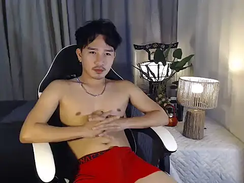  bigcock charles online show from December 2, 2025, 10:16 pm