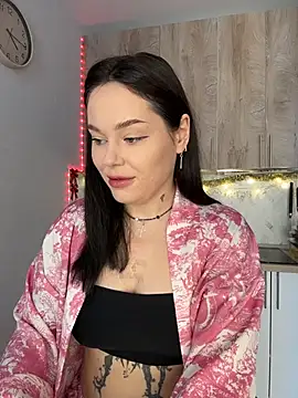 EvaNoirrr online show from December 2, 2025, 6:19 am