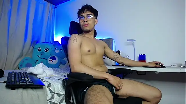 Thyler west23 online show from December 2, 2025, 3:34 am