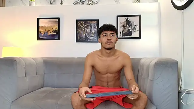 COUPLES BOYS online show from February 26, 2026, 1:15 am