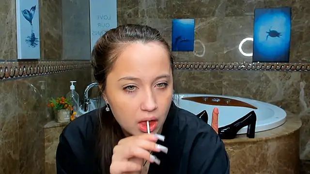 Carolina-sky online show from January 13, 2026, 4:07 am