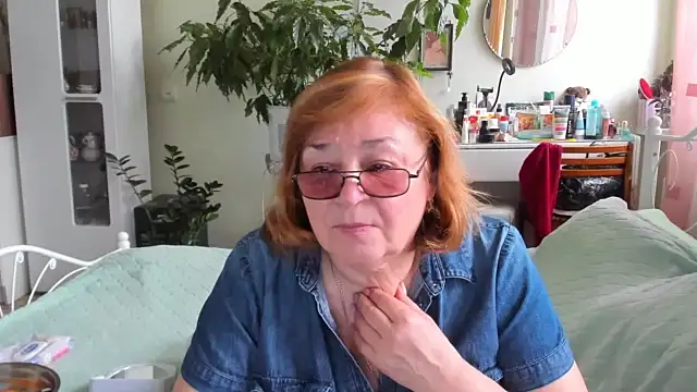 rekelme online show from October 4, 2025, 8:34 am