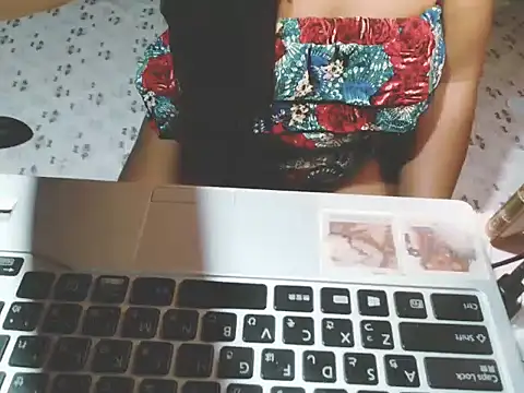 Snapshot of FlorMoreno_Palangga chatting on December 13, 2025, 10:15 pm FlorMoreno Palangga online show from December 13, 2025, 10:15 pm