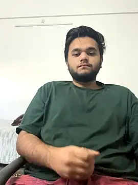 Noavacado  online show from November 28, 2025, 7:44 am