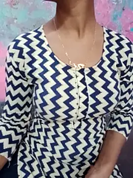 Zoyaa-Zubair online show from March 18, 2026, 10:07 am