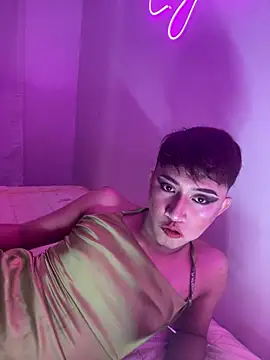 asiantwink0000 online show from April 20, 2026, 10:44 pm