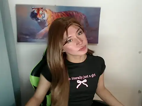 asiantwink0000 online show from April 21, 2026, 6:34 pm