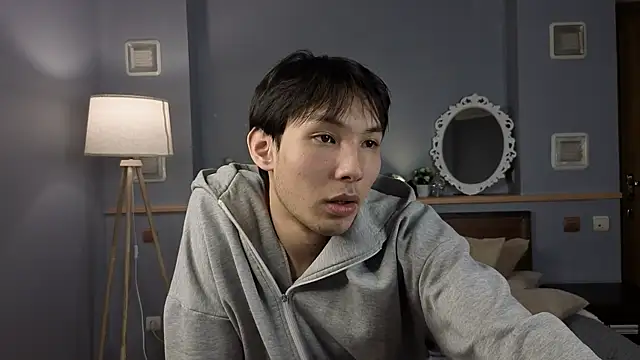 swiftpocket1 online show from November 27, 2025, 6:43 pm