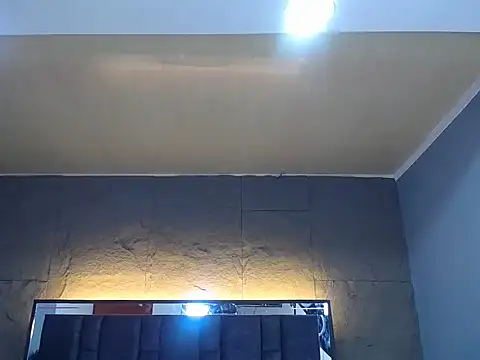 zamarahotcf online show from December 4, 2025, 12:14 pm