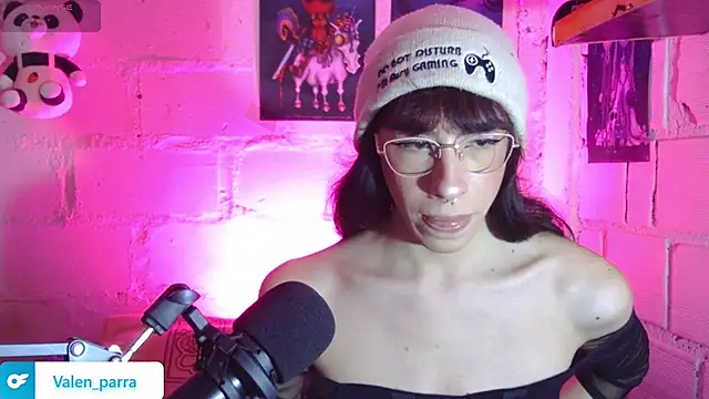 kattycat   online show from December 3, 2025, 2:52 am