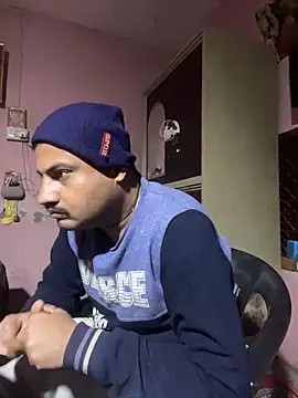 Saxymood1111 online show from February 3, 2026, 5:38 am