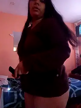 nicolemiuuu online show from November 28, 2025, 3:36 pm