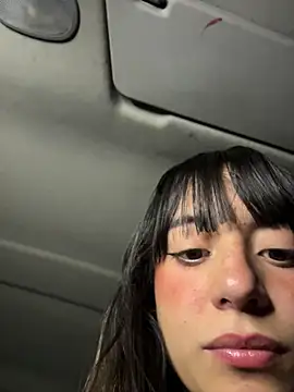 Mia fiire online show from January 8, 2026, 1:52 am