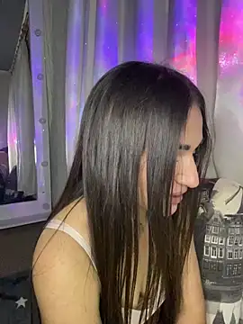 MonikaSi online show from April 3, 2026, 5:00 pm