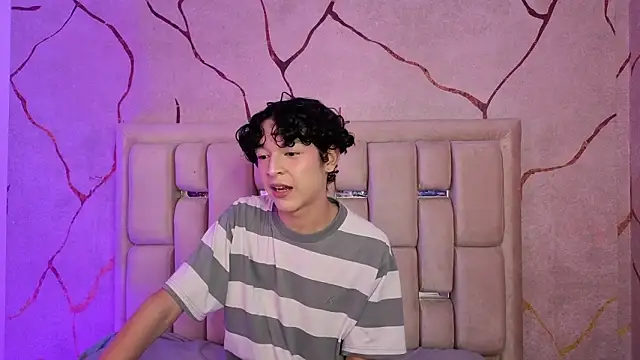 SthepanodiMonaco online show from February 24, 2026, 8:51 pm