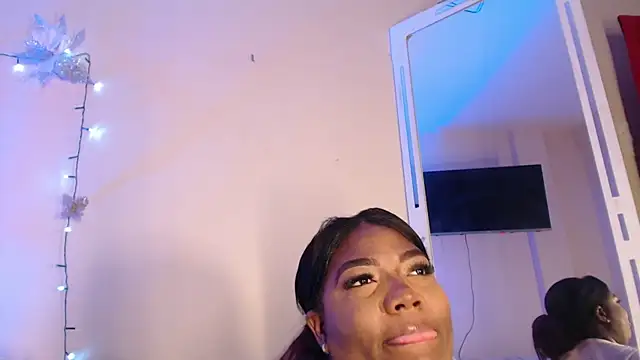Snapshot of GraceMaaceey chatting on May 5, 2026, 3:58 am GraceMaaceey online show from May 5, 2026, 3:58 am