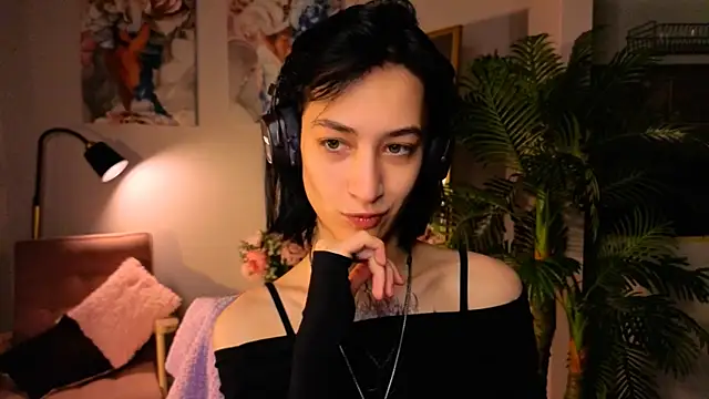 Lis Batsy online show from December 5, 2025, 6:22 am