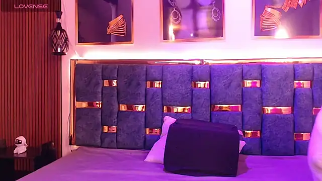  Caroline34 online show from April 20, 2026, 10:29 am