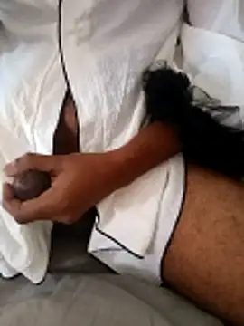 Blackeduncut online show from April 21, 2026, 1:29 am