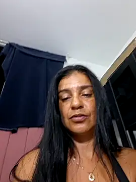 Snapshot of sweetCatallina chatting on January 16, 2026, 11:42 pm sweetCatallina online show from January 16, 2026, 11:42 pm