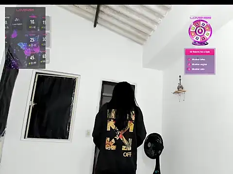 Snapshot of sweetCatallina chatting on May 29, 2026, 10:24 am sweetCatallina online show from May 29, 2026, 10:24 am