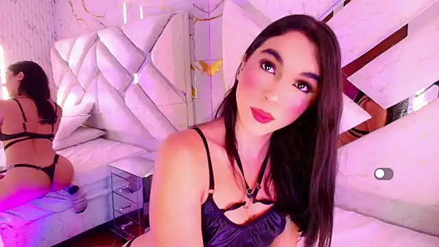 Snapshot of Isa_Villaa chatting on April 24, 2026, 3:09 am Isa Villaa online show from April 24, 2026, 3:09 am