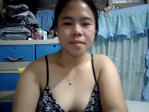 xxdreamgirl69 online show from June 5, 2026, 10:04 pm