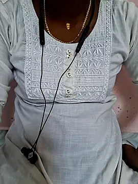 Snapshot of Tamil_Laksh chatting on December 18, 2025, 5:57 am Tamil Laksh online show from December 18, 2025, 5:57 am