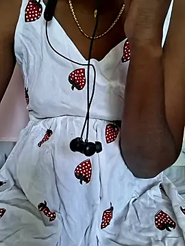 Snapshot of Tamil_Laksh chatting on January 19, 2026, 5:33 am Tamil Laksh online show from January 19, 2026, 5:33 am