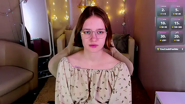 Mia Mooore online show from January 15, 2026, 12:10 pm