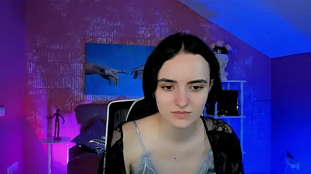 KateWillows online show from March 16, 2026, 4:40 am